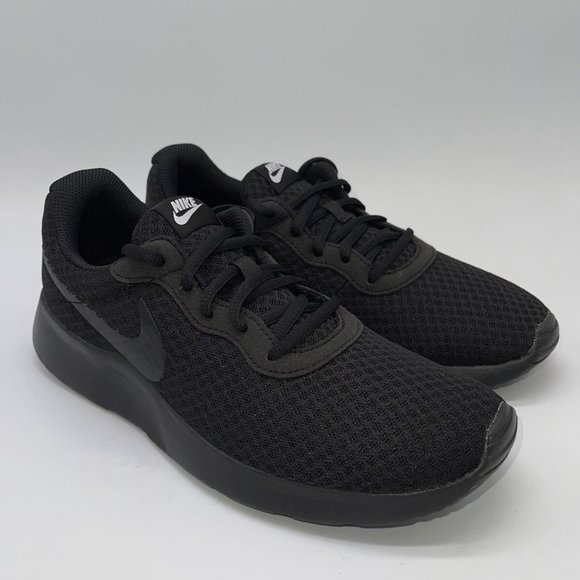 Nike Tanjun Black Women's Size 10.5 Mesh Running Shoes 812655-002 - Picture 1 of 1